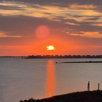 Burrus House Inn - Hotels Near Me - Manteo, North Carolina