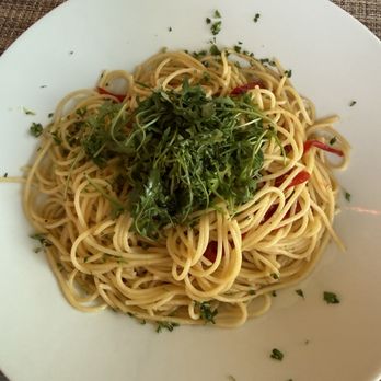 Wacht am Rhein - Spaghetti aglio olio - German Near Me - Koblenz, RP Wacht am Rhein - Spaghetti aglio olio - German Near Me - Koblenz, RP