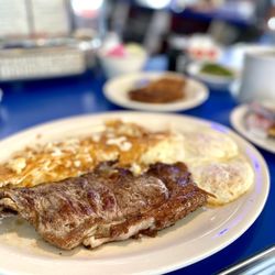 Bert's Diner - Bert's Diner: 16 ounce New York steak strip breakfast