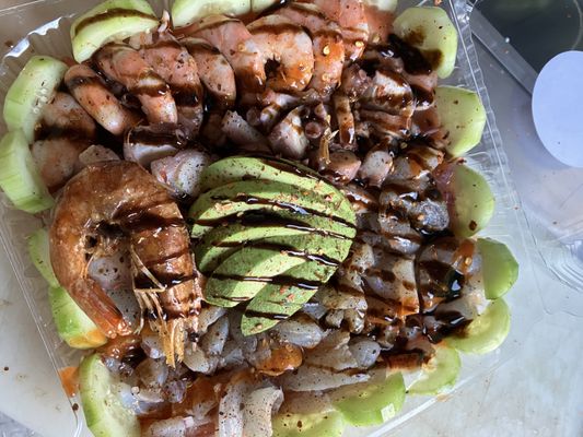 Mariscos la caña by null