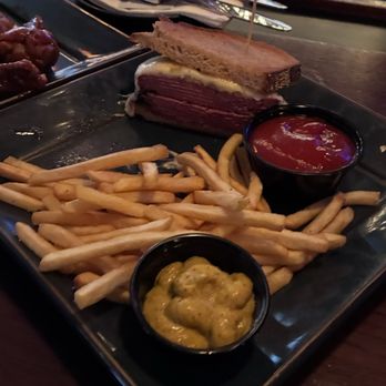 Blackbird's Bar & Restaurant - Pastrami on rye with fries - Pubs Near Me - Astoria, New York