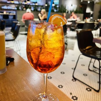 Picazzo's Healthy Italian Kitchen - Aperol Spritz - perfect warm weather cocktail! So refreshing! - Gluten-Free Near Me - Glendale, Arizona Picazzo's Healthy Italian Kitchen - Aperol Spritz - perfect warm weather cocktail! So refreshing! - Gluten-Free Near Me - Glendale, Arizona