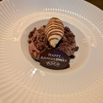 Sky Room - Chocolate Mousse - American Near Me - Long Beach, California