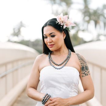 Moments by LM - Session Photography Near Me - Honolulu, Hawaii Moments by LM - Session Photography Near Me - Honolulu, Hawaii