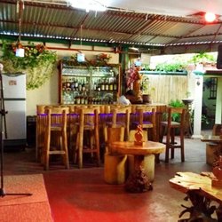 Palmeras Verde Garden Restaurant & Bar - The Bar