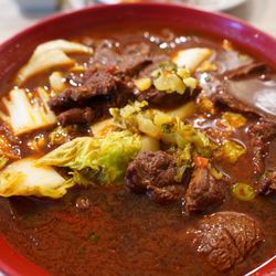 La Sinbala - Spicy beef noodle soup