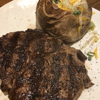Outback Steakhouse - Steakhouses Near Me - Leesburg, Florida