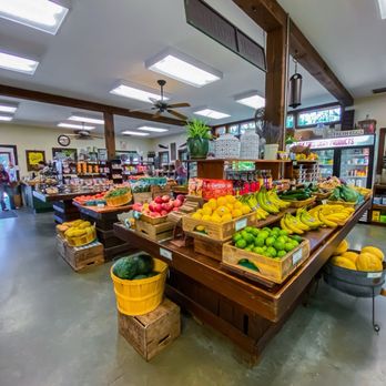 Saunderskill Farm Market - Inside, fresh produce - Bakeries Near Me - Accord, New York Saunderskill Farm Market - Inside, fresh produce - Bakeries Near Me - Accord, New York