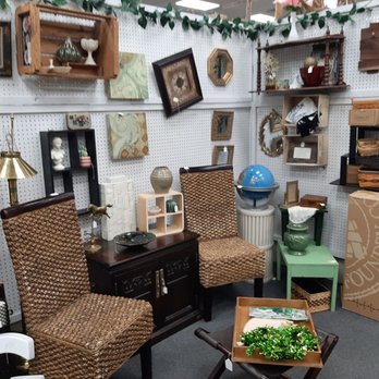 Alton Exchange - Antiques Near Me - Alton, Illinois Alton Exchange - Antiques Near Me - Alton, Illinois
