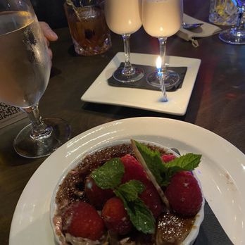 Bake's Place Bar & Bistro - New American Near Me - Bellevue, Washington Bake's Place Bar & Bistro - New American Near Me - Bellevue, Washington