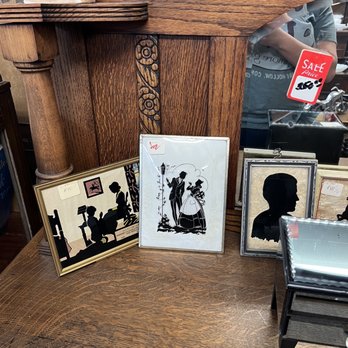 Lemon Grove Antique Mall - Silhouette portraits - Antiques Near Me - Lemon Grove, California Lemon Grove Antique Mall - Silhouette portraits - Antiques Near Me - Lemon Grove, California