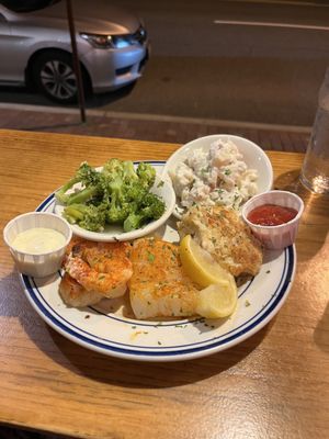 Ship Bottom Shellfish by null