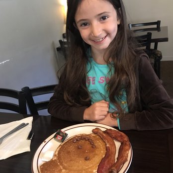 Mile High Cafe - Happy Face Pancakes! - Asian Fusion Near Me - Idyllwild, California