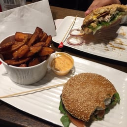 Sweet Potato Fries with hot chilli Mayo || Simply Grilled on gluten free bun and Ceaser chicken burger! SO yummy!