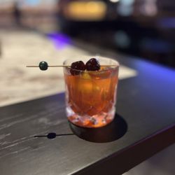 Puttshack - Old Fashion