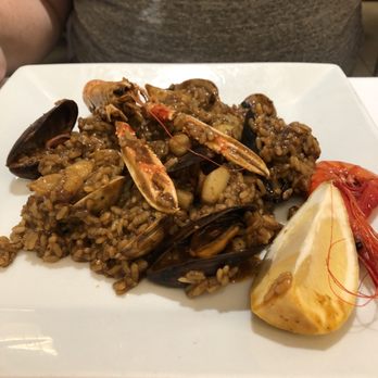 Amar - Seafood Paella or Paella Marinera - Spanish Near Me - Castelldefels, B