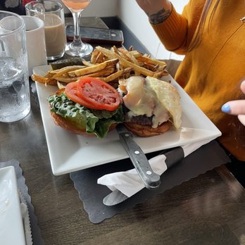 The Burning Buffalo Bar & Grill - Brunch burger - American Near Me - Buffalo, New York The Burning Buffalo Bar & Grill - Brunch burger - American Near Me - Buffalo, New York