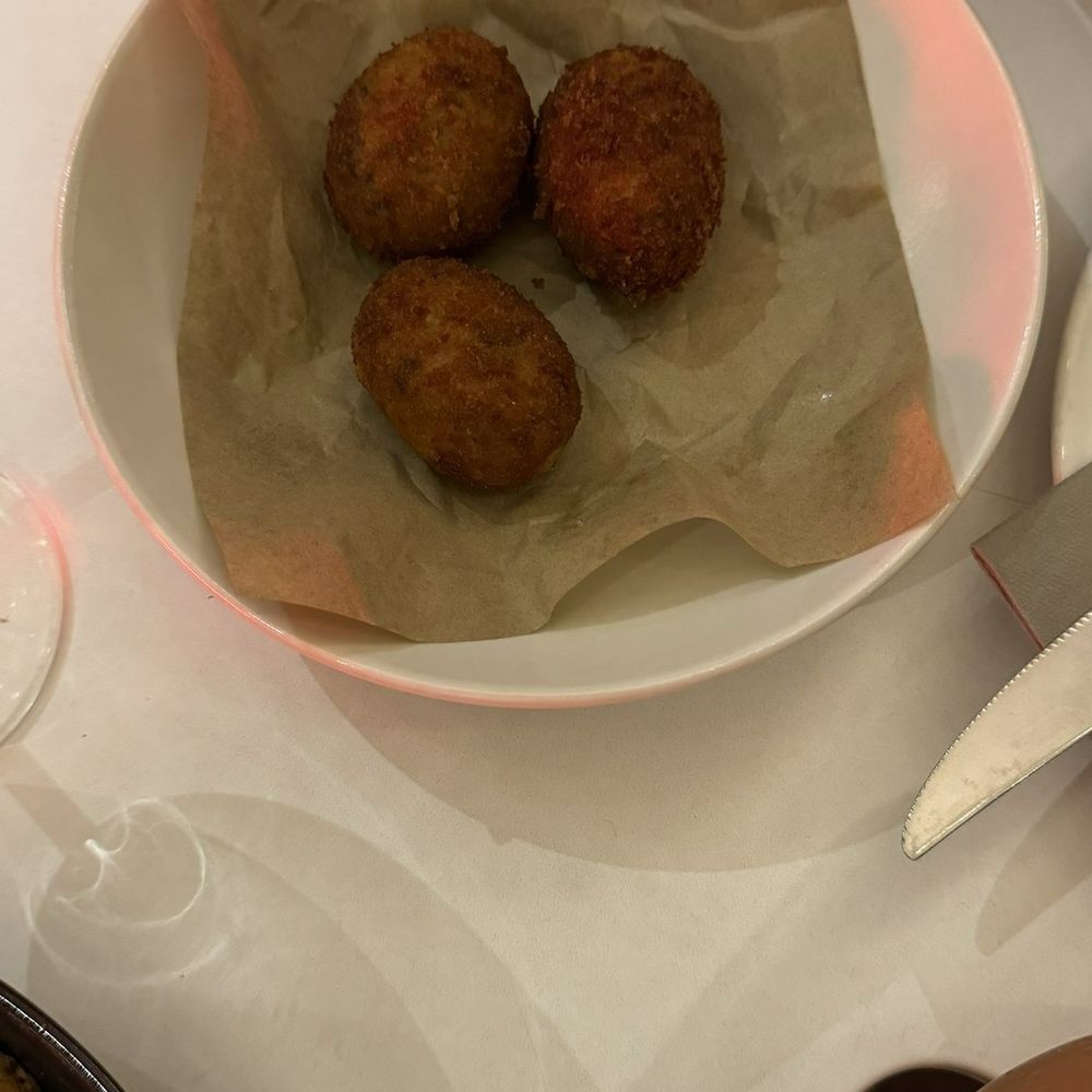 Tomate - More croquetas - Spanish Near Me - Barcelona, B Tomate - More croquetas - Spanish Near Me - Barcelona, B