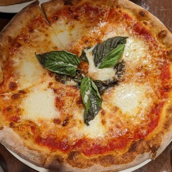 G's Pizza - Pizza Near Me - Sandy Springs, Georgia
