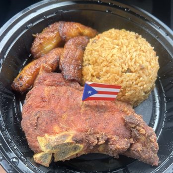 La Perla - Puerto Rican Near Me - Castro Valley, California