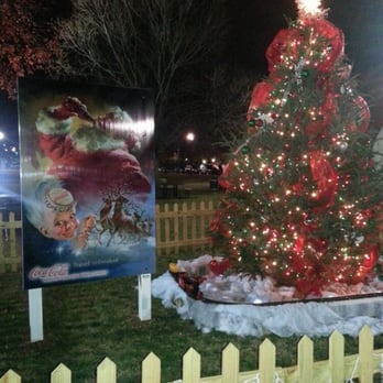 Tinsel Trail - Coca-cola tree - Parks Near Me - Huntsville, Alabama