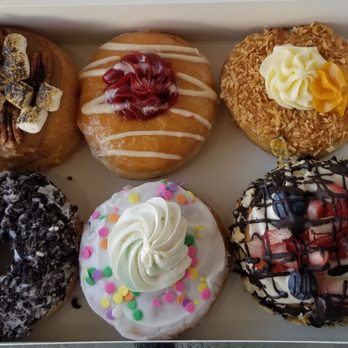 Mojo Donuts - Half dozen donuts - Donuts Near Me - Pembroke Pines, Florida Mojo Donuts - Half dozen donuts - Donuts Near Me - Pembroke Pines, Florida
