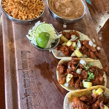 Amelias Mexican Kitchen - Al Pastor taco - Mexican Near Me - Tucson, Arizona