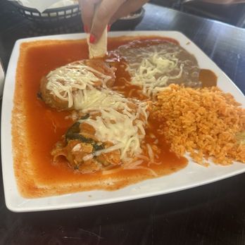 Cuernavacas Grill - Chile's rellenos - Mexican Near Me - Los Angeles, California Cuernavacas Grill - Chile's rellenos - Mexican Near Me - Los Angeles, California