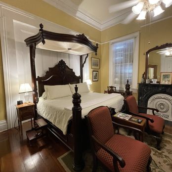 Ashton's Bed and Breakfast - Interior of our bedroom - Bed & Breakfast Near Me - New Orleans, Louisiana Ashton's Bed and Breakfast - Interior of our bedroom - Bed & Breakfast Near Me - New Orleans, Louisiana