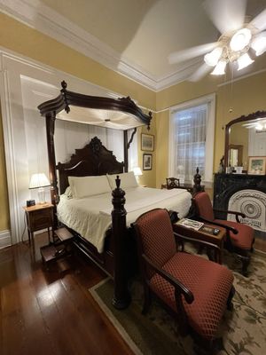 Ashton's Bed and Breakfast by null