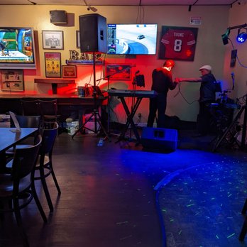 Mike's Place - Friday live band. Tap beers go up $1 when they start - Sports Bars Near Me - San Jose, California Mike's Place - Friday live band. Tap beers go up $1 when they start - Sports Bars Near Me - San Jose, California