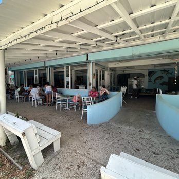 Bili Restaurant - Seating areas - Caribbean Near Me - Vieques, Puerto Rico