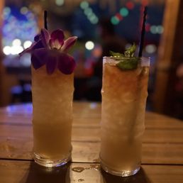 Mai Tais Mai Tais