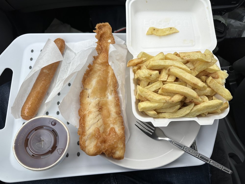 WHITTAKERS FISH BAR - 6 Station Road, Cheadle, Greater Manchester