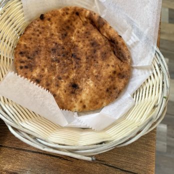 Pita House - one lonely pita that came with my pita plate - Middle Eastern Near Me - Tarrytown, New York