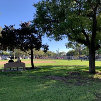 Lindberg Park - Parks Near Me - Culver City, California Lindberg Park - Parks Near Me - Culver City, California