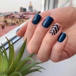 Pamper Me Nails & Spa - Trendy Fall Nail Art Ideas to Try This Autumn.