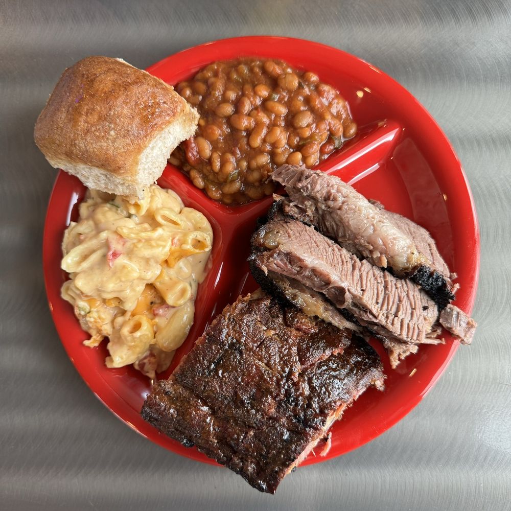 Off the Bone Barbeque - Two Meat Plate with two sides - Barbeque Near Me - Dallas, Texas Off the Bone Barbeque - Two Meat Plate with two sides - Barbeque Near Me - Dallas, Texas