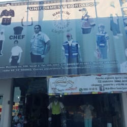 Baktún Uniformes - Publicidad exterior de la tienda