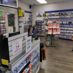 Gamestop - Inside