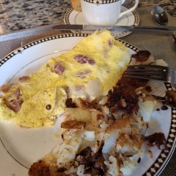 Carpe Diem - Delicious ham egg and cheese omelet and home fries. - Breakfast & Brunch Near Me - New Cumberland, Pennsylvania Carpe Diem - Delicious ham egg and cheese omelet and home fries. - Breakfast & Brunch Near Me - New Cumberland, Pennsylvania