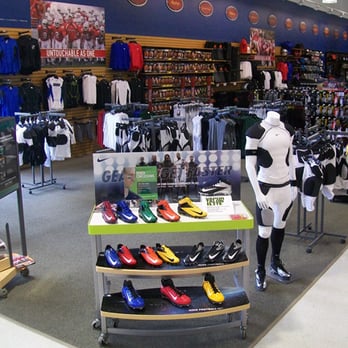 DICK'S Sporting Goods - Sports Wear Near Me - Thornton, Colorado