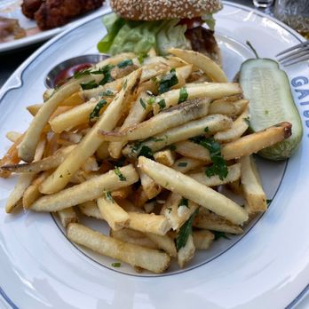 GATSBY - Smashburger & Parmesan-Herb Fries - Cocktail Bars Near Me - Washington, DC, District of Columbia GATSBY - Smashburger & Parmesan-Herb Fries - Cocktail Bars Near Me - Washington, DC, District of Columbia