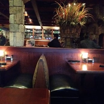 Bullfish Grill - Interior decor - Steakhouses Near Me - Pigeon Forge, Tennessee