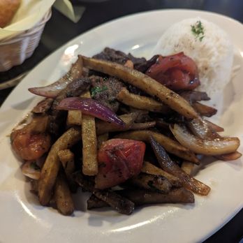 Lima Peruvian Restaurant - Lomo Soltado - Peruvian Near Me - Beaverton, Oregon