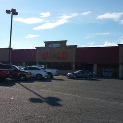 Bi-Lo - Front of storw