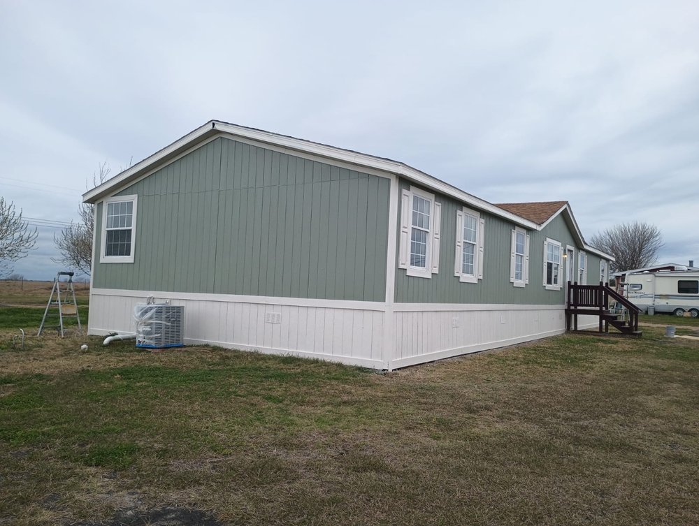 Slide of Unike Services