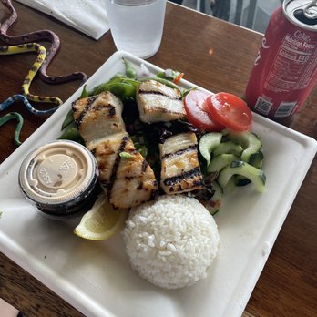 Bear Flag Fish - Small wahoo fish platter with white rice and mixed greens - Seafood Near Me - Newport Beach, California Bear Flag Fish - Small wahoo fish platter with white rice and mixed greens - Seafood Near Me - Newport Beach, California