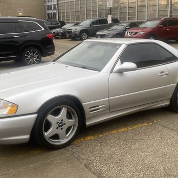 Riley's Auto Body - Body Shops Near Me - Bensenville, Illinois