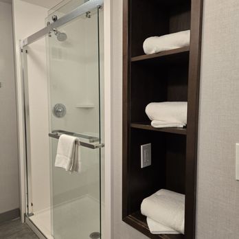 Hampton Inn & Suites Manteca - Hotels Near Me - Manteca, California Hampton Inn & Suites Manteca - Hotels Near Me - Manteca, California